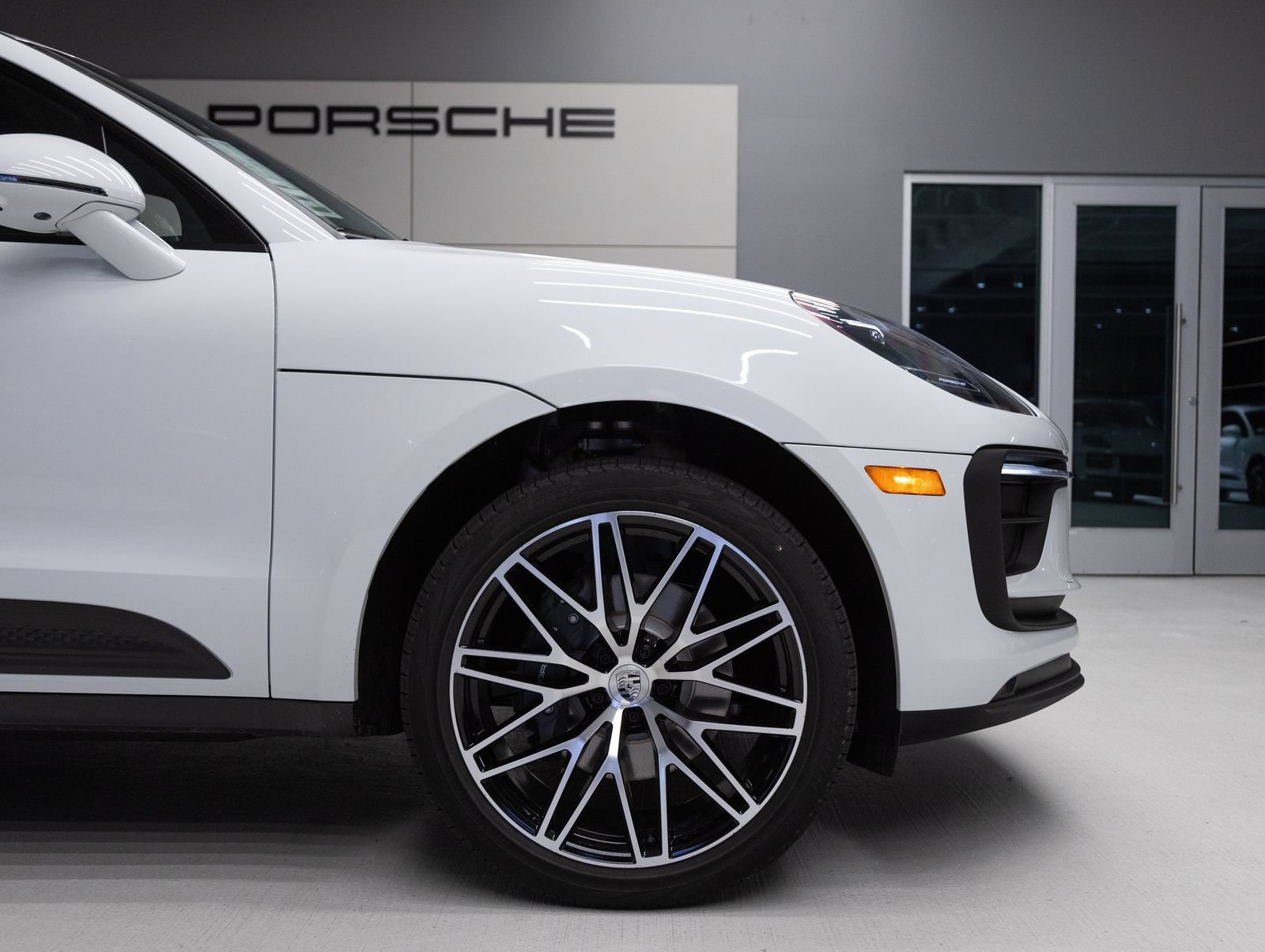 New 2026 Porsche Macan AWD/4WD image 11