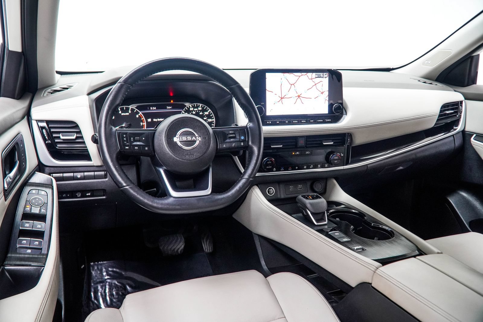 Used 2023 Nissan Rogue SL w/ SL Premium Package FWD image 17