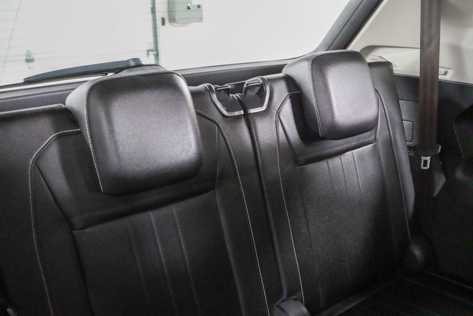Used 2023 Volkswagen Tiguan SE FWD image 29