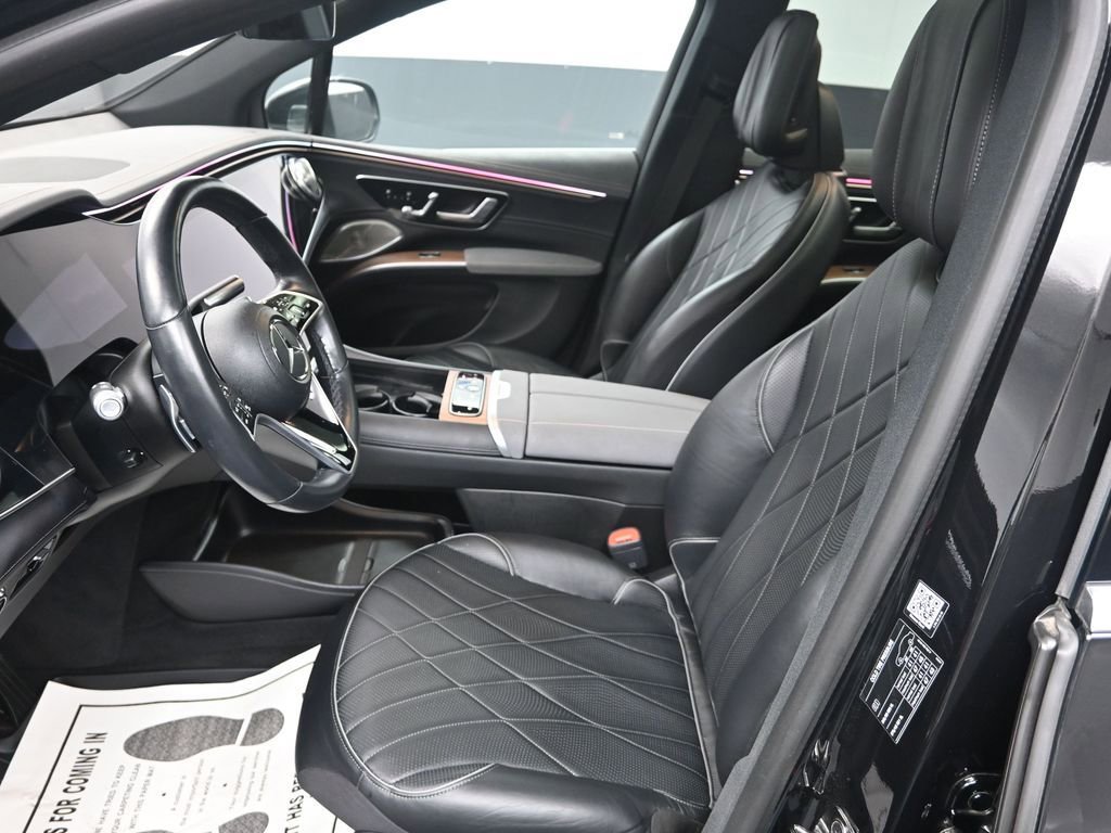 Used 2023 Mercedes-Benz EQS 580 4MATIC SUV image 15
