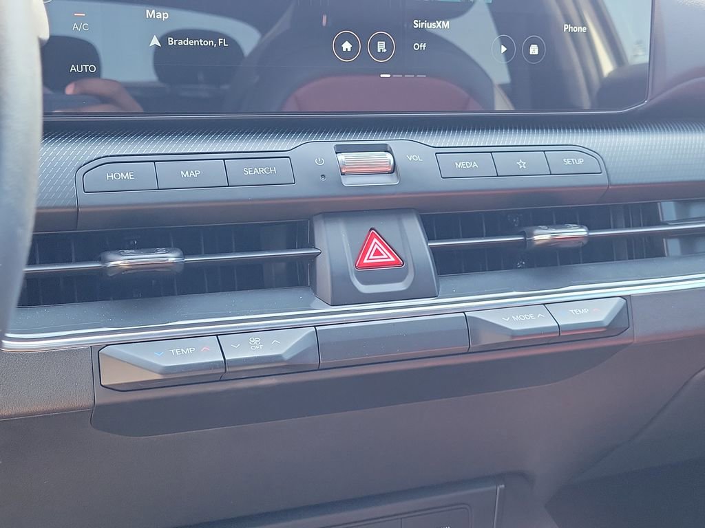 Used 2025 Kia K4 GT-Line w/ GT-Line Premium Package image 23