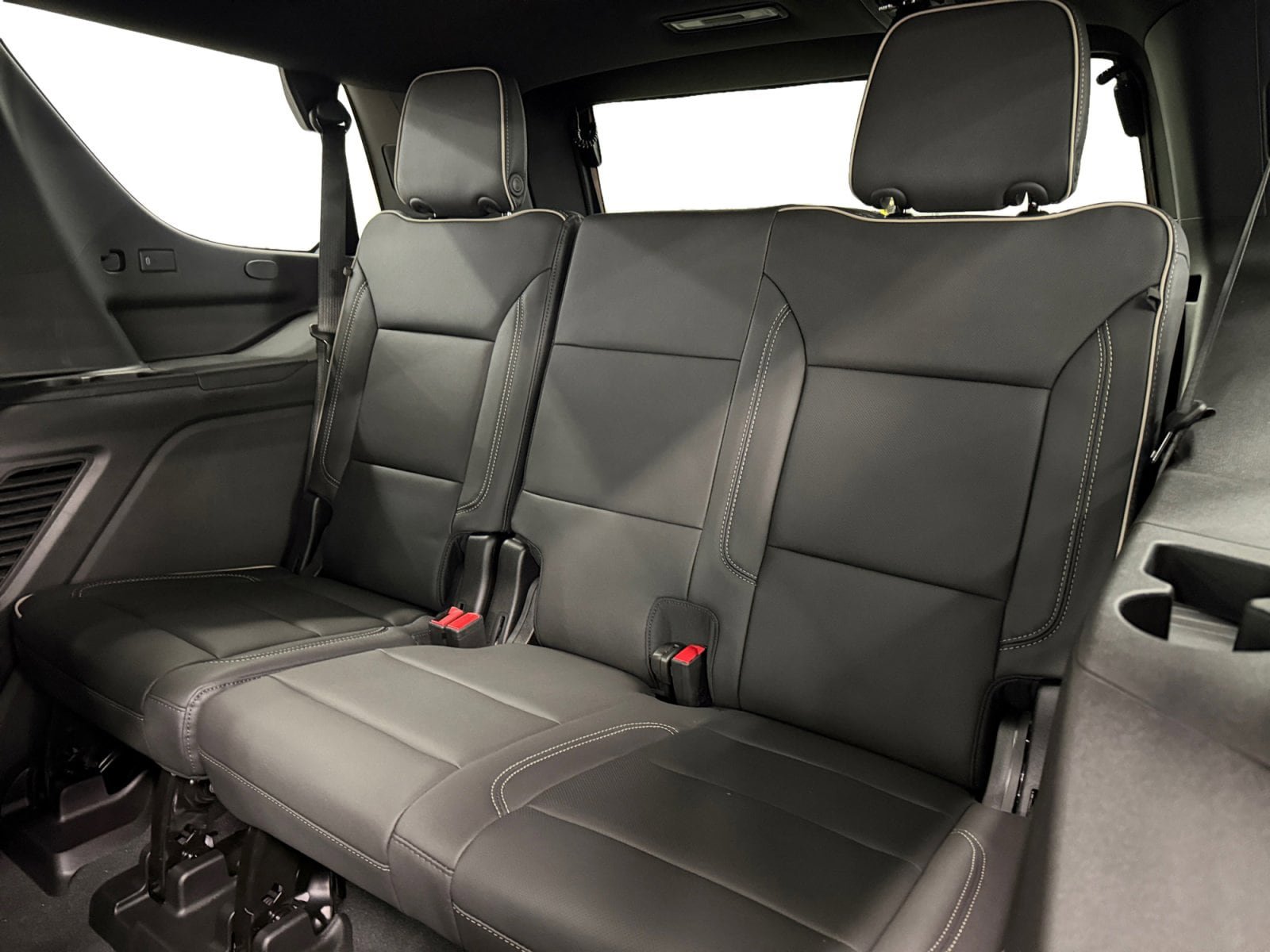New 2026 Chevrolet Tahoe Premier w/ Sun And Tow Package AWD/4WD image 11