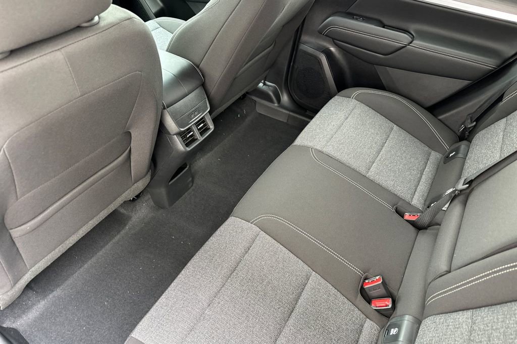 New 2026 GMC Terrain Elevation w/ Technology Package II AWD/4WD image 9
