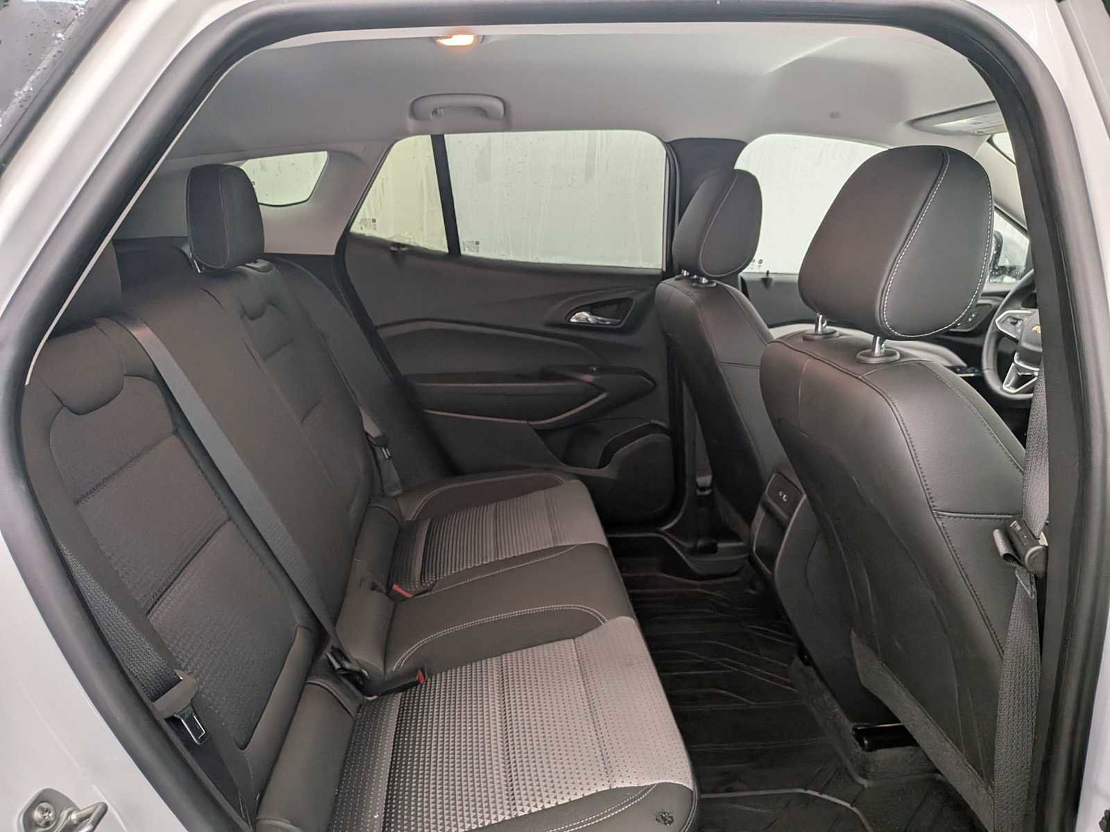 New 2025 Chevrolet Trax LT w/ Driver Confidence Package image 21