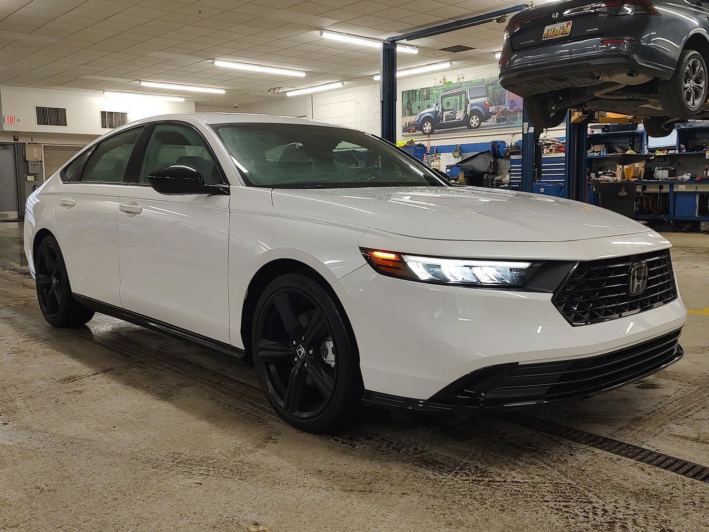 Certified 2023 Honda Accord Sport image 4