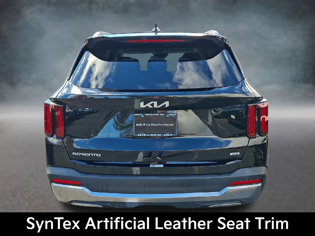 Certified 2024 Kia Sorento S AWD/4WD image 7