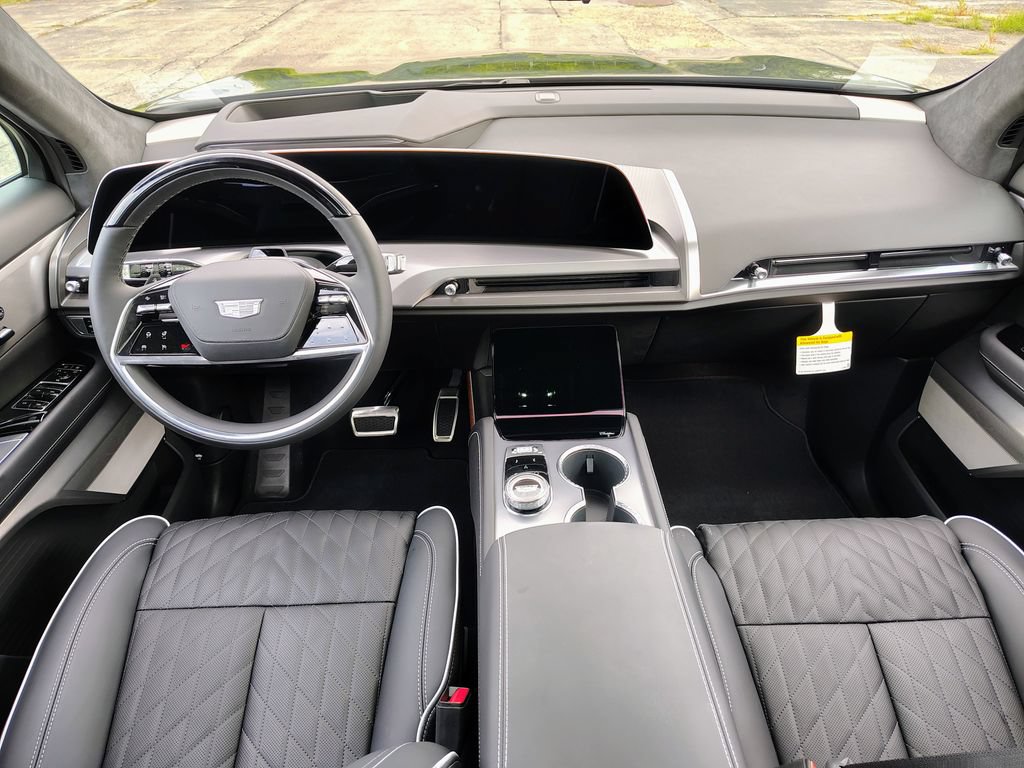 New 2027 Cadillac Vistiq Premium Luxury AWD/4WD image 36