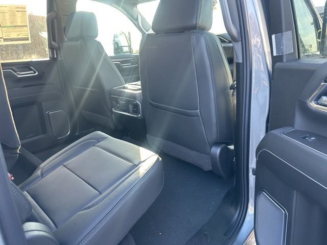New 2026 GMC Sierra 3500 Denali w/ Denali Reserve Package image 23