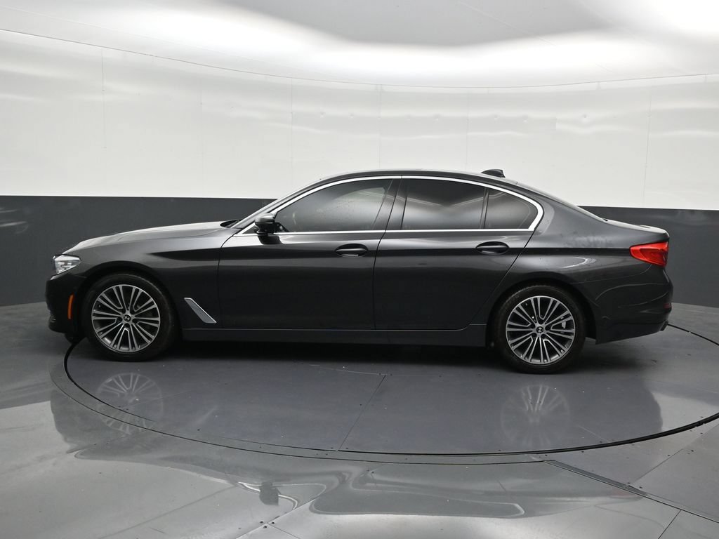 Used 2019 BMW 540i xDrive w/ Premium Package AWD/4WD image 2