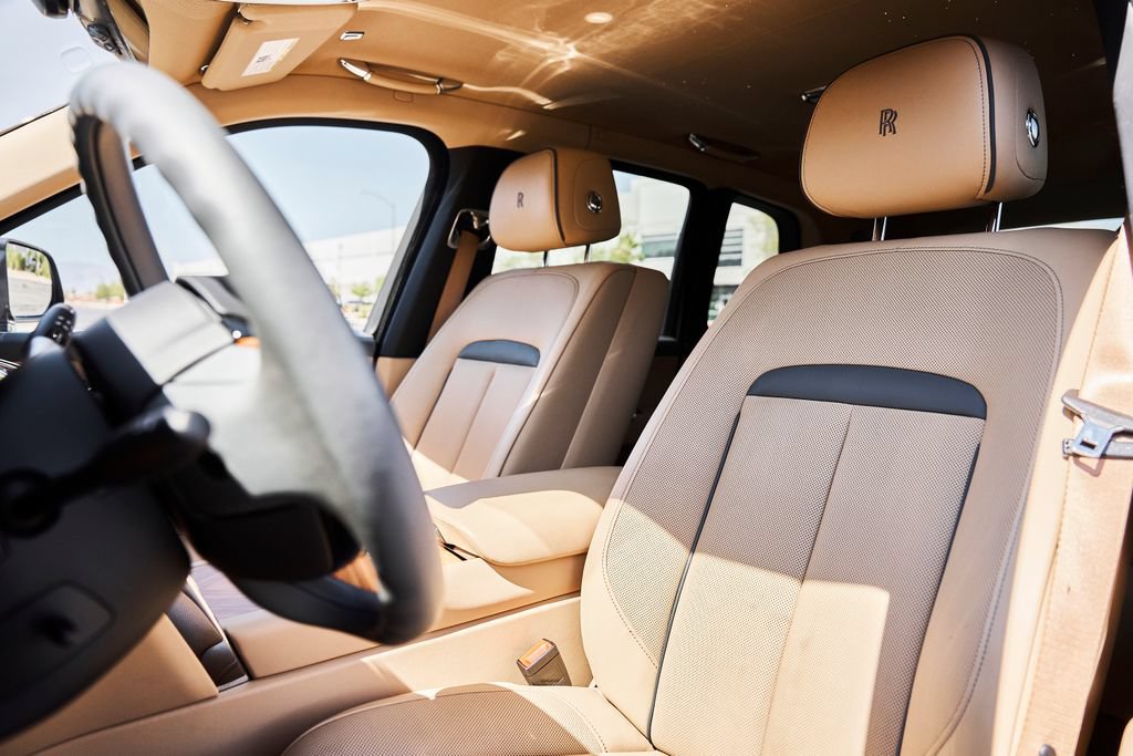 Used 2020 Rolls-Royce Cullinan AWD/4WD image 42