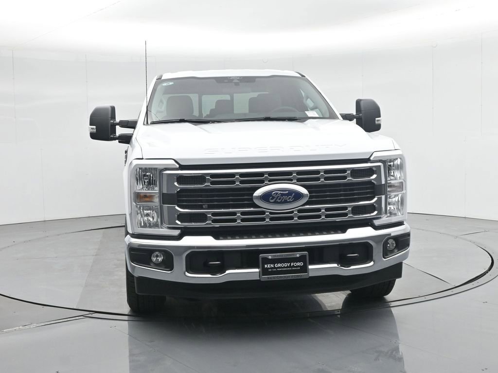 New 2026 Ford F350 XLT image 27