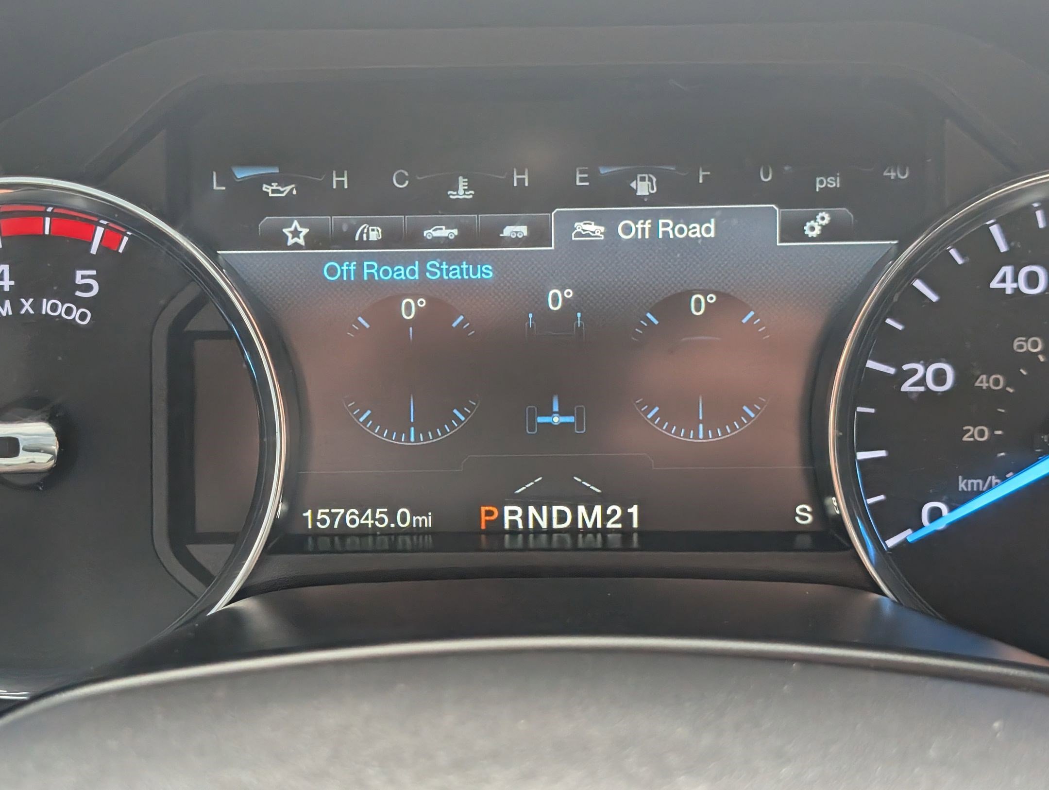 Used 2017 Ford F350 Platinum w/ Platinum Ultimate Package AWD/4WD image 23