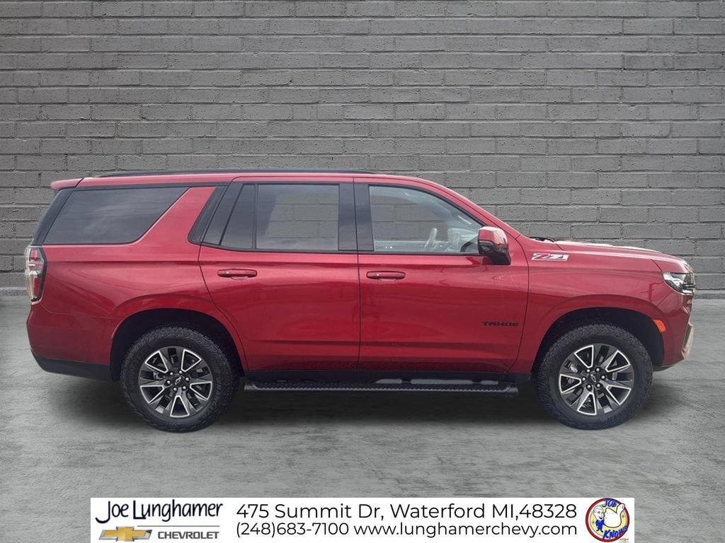 Used 2023 Chevrolet Tahoe Z71 w/ Luxury Package AWD/4WD image 2