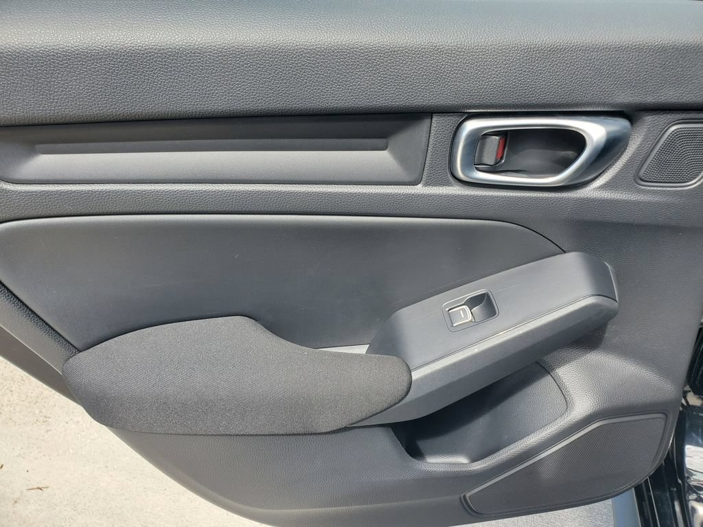 Used 2023 Honda Civic Sport image 13