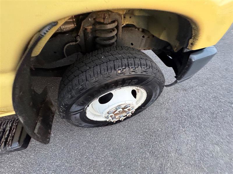 Used 2019 Ford E-450 and Econoline 450 Super Duty w/ Power Windows & Locks Group image 28