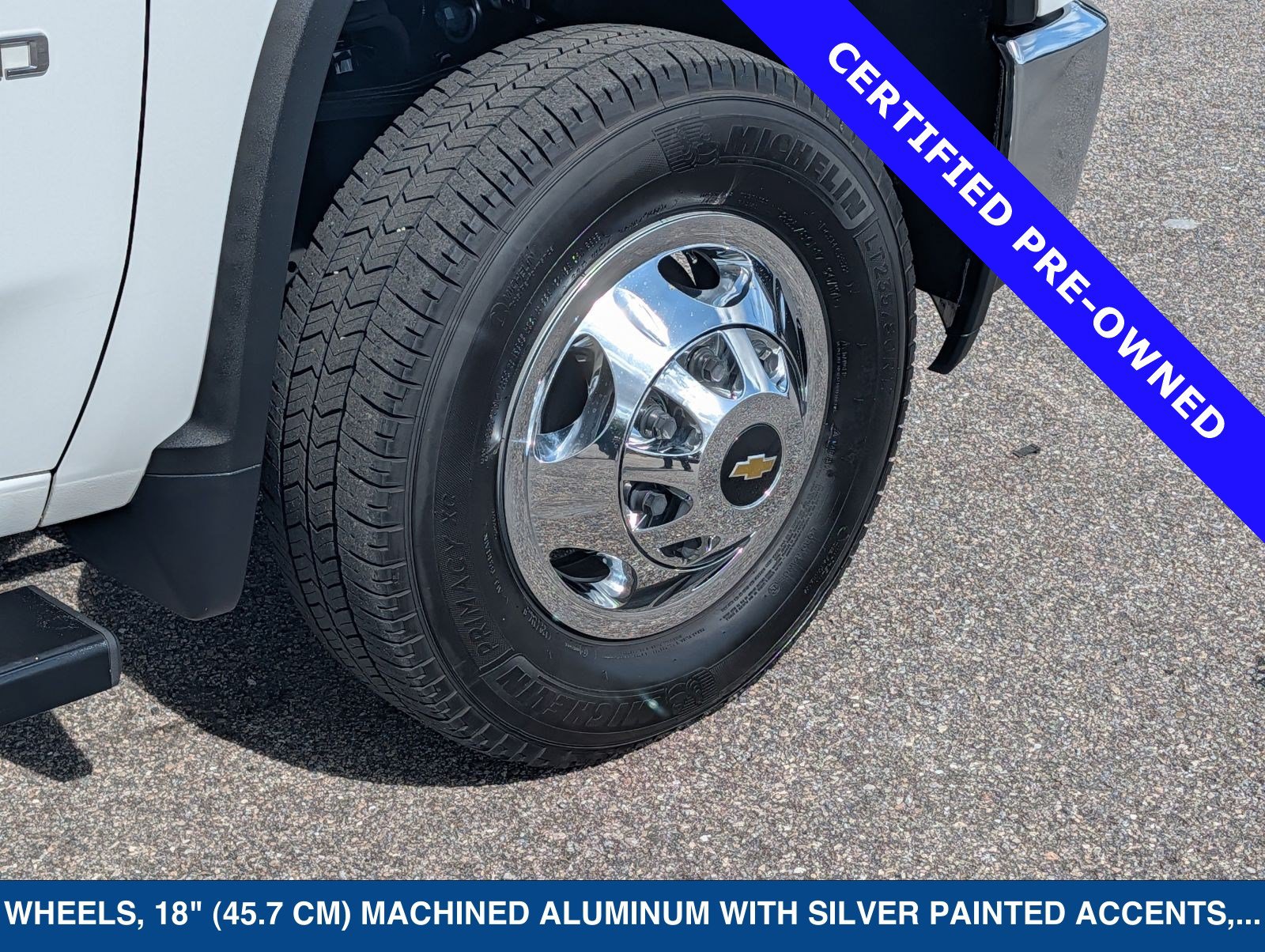 Used 2022 Chevrolet Silverado 3500 LT w/ Convenience Package AWD/4WD image 12