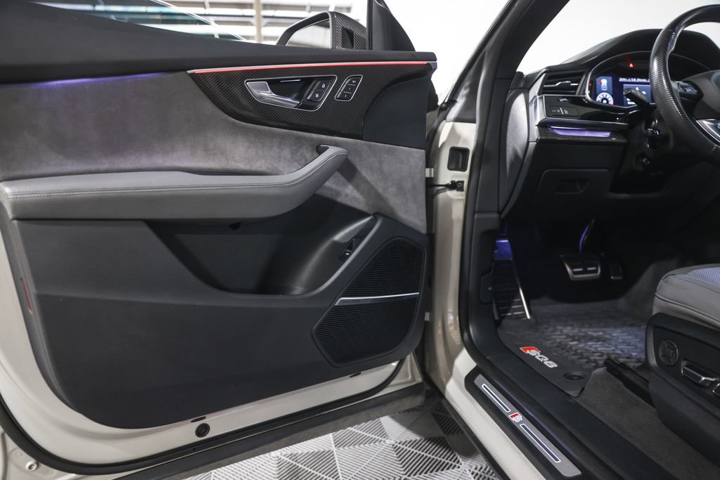 Used 2021 Audi SQ8 Prestige AWD/4WD image 32