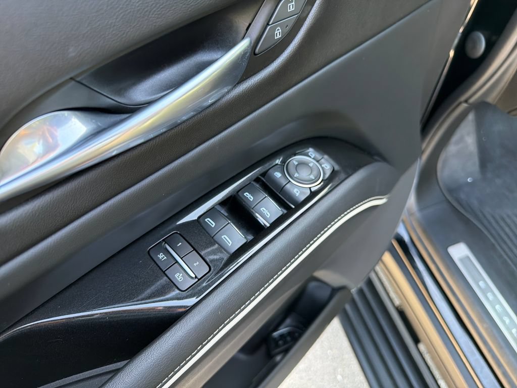 Used 2022 Cadillac Escalade ESV Sport w/ Touring Package AWD/4WD image 19