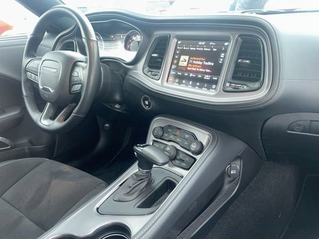 Used 2023 Dodge Challenger R/T w/ Plus Package image 34