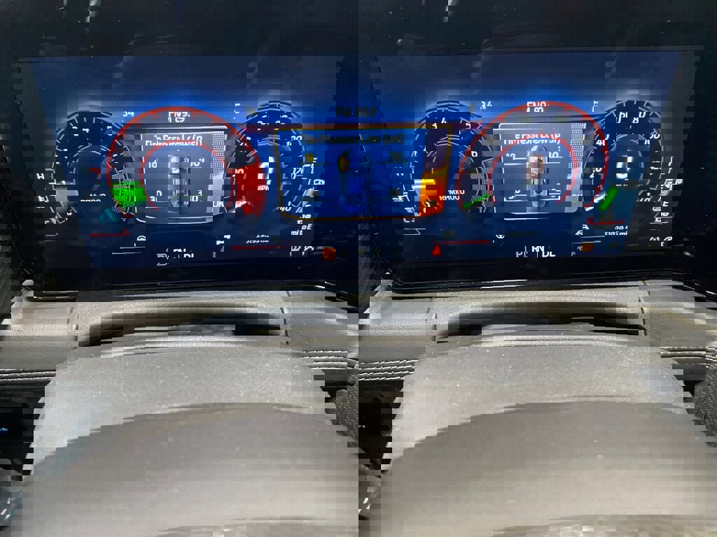 Used 2024 Ford Mustang Premium image 3