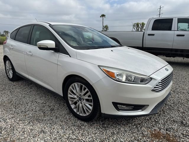Used 2017 Ford Focus Titanium w/ Titanium Technology Package image 4