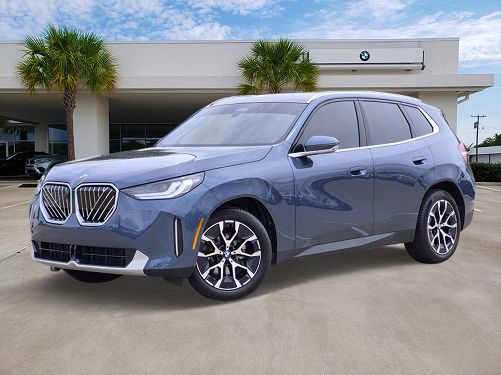 Certified 2025 BMW X3 xDrive30i w/ Premium Package AWD/4WD image 1