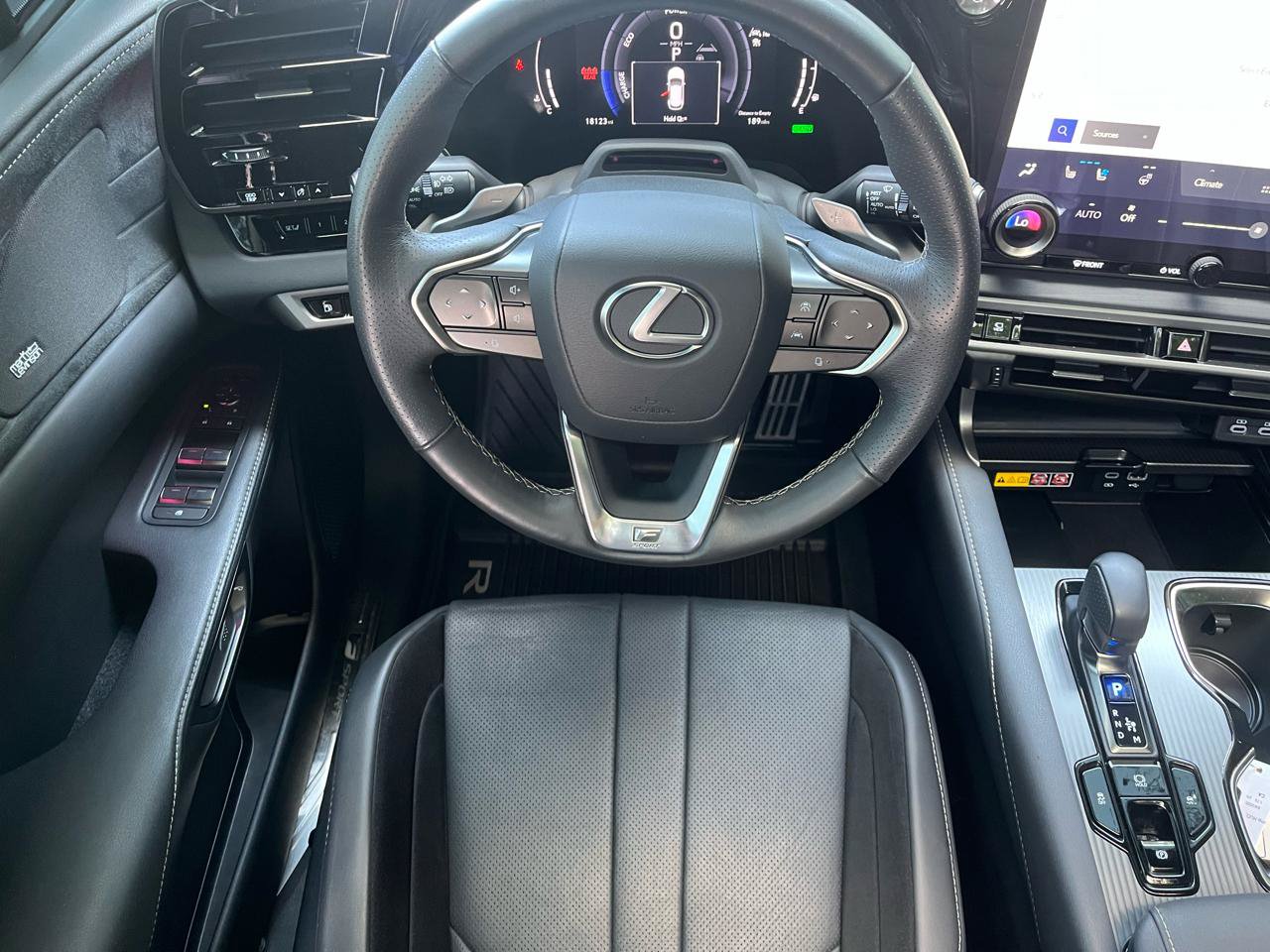 Used 2024 Lexus RX 500h F Sport w/ Convenience Package AWD/4WD image 4