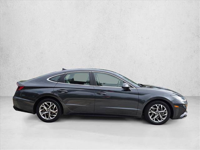 Used 2021 Hyundai Sonata SEL w/ Preferred Accessory Package FWD image 4