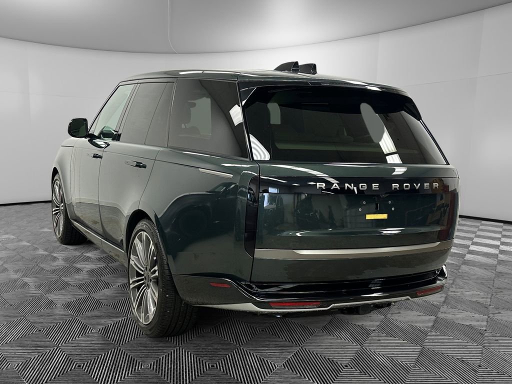 New 2026 Land Rover Range Rover SE image 3