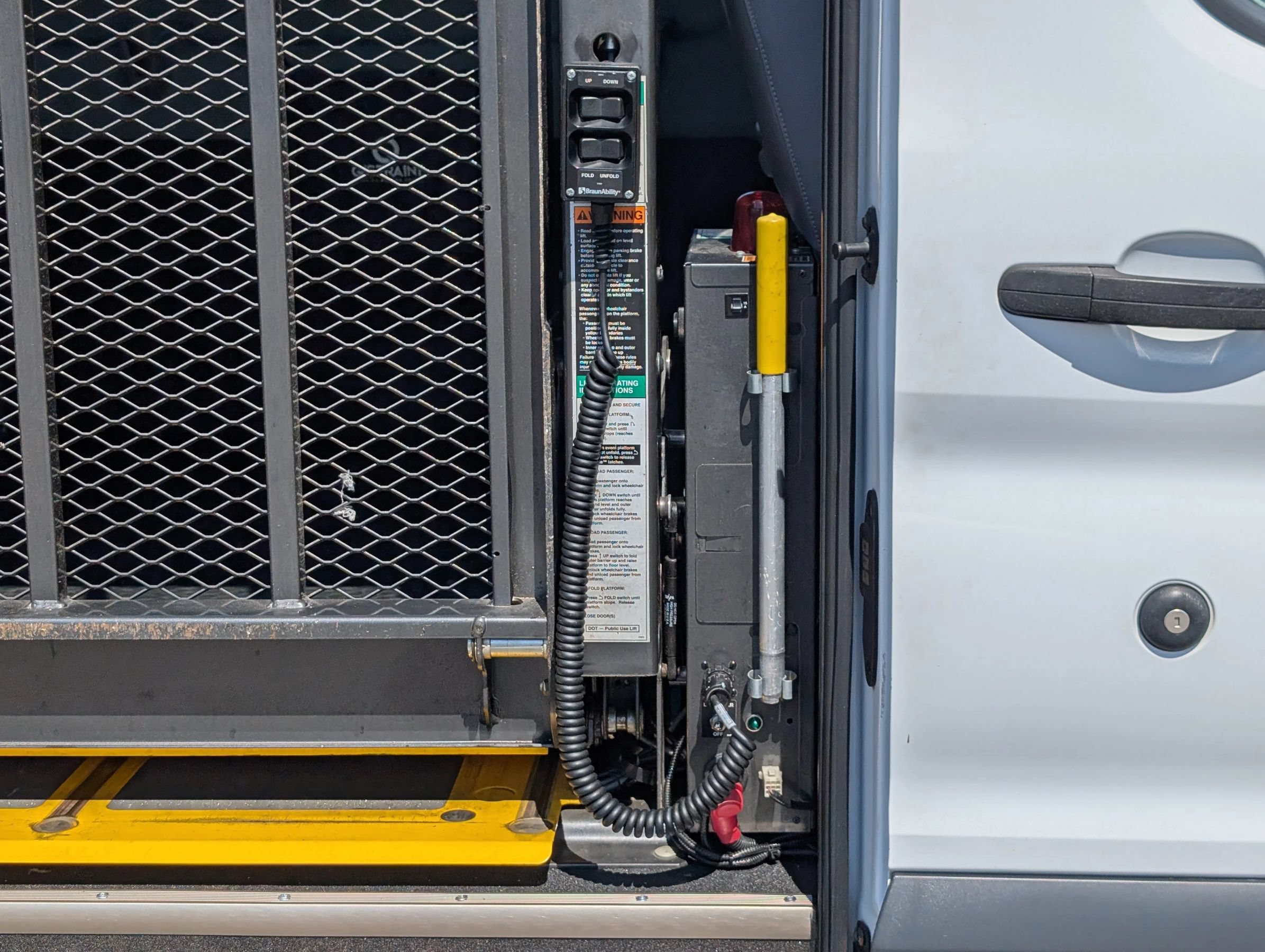 Used 2018 Ford Transit 350 XL RWD image 7