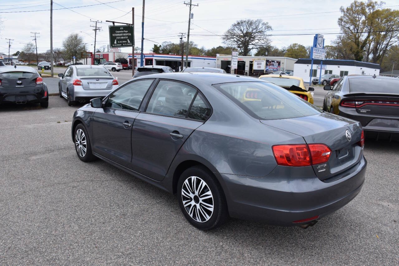 Used 2012 Volkswagen Jetta SE FWD image 8