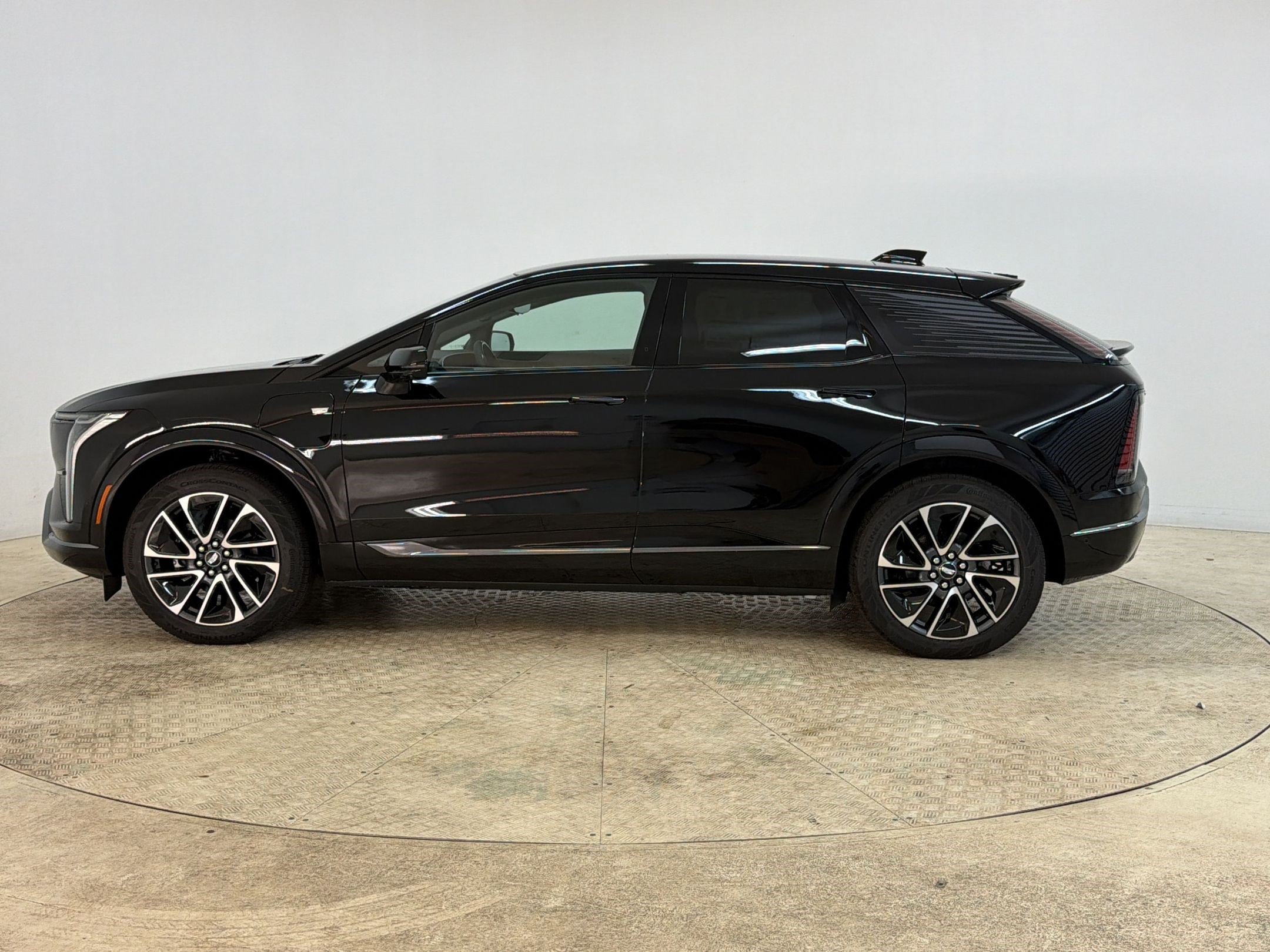 New 2027 Cadillac Optiq Sport RWD image 2