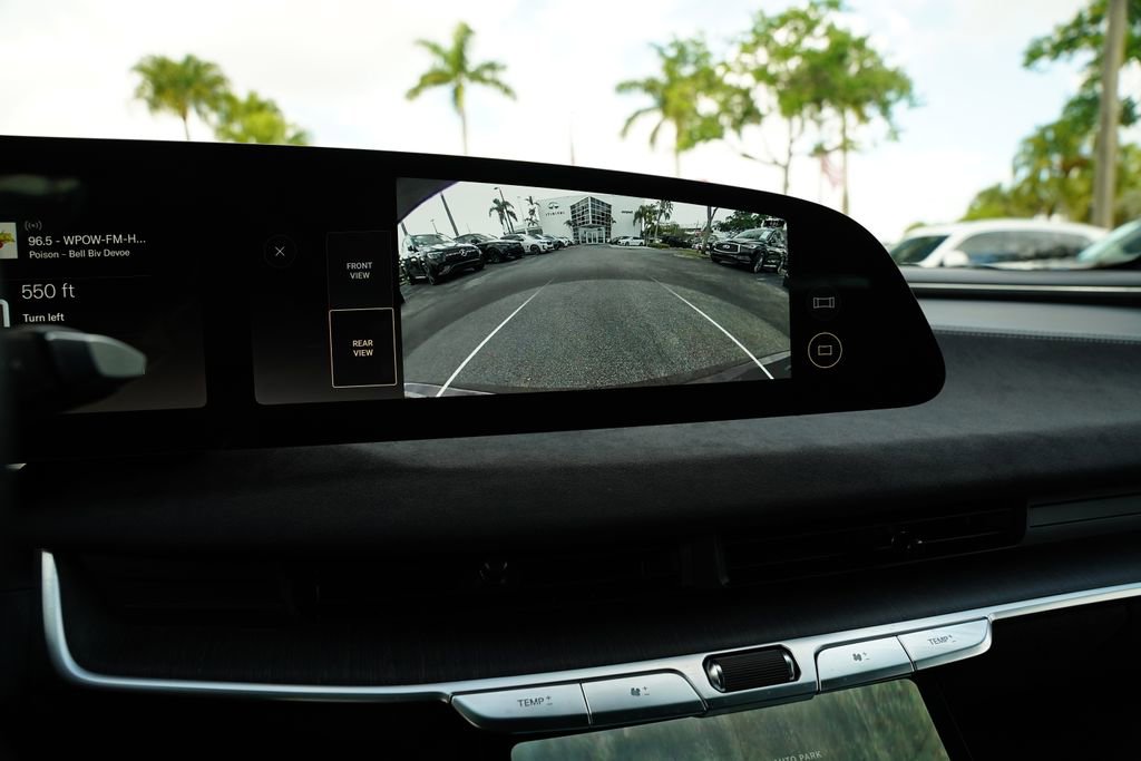 Used 2022 Lucid Air Grand Touring image 4