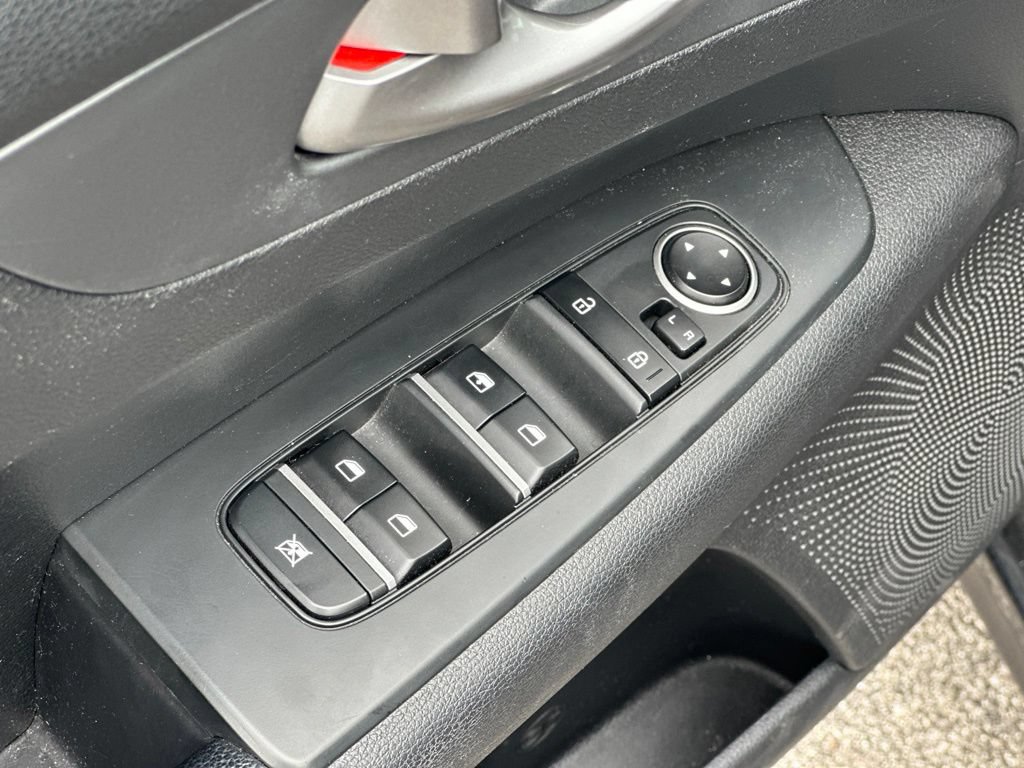 Used 2021 Kia Forte LXS FWD image 21