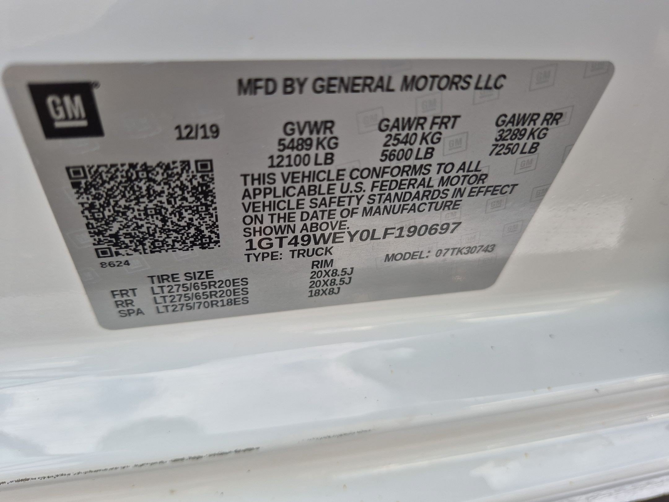 Certified 2020 GMC Sierra 3500 Denali w/ Denali Ultimate Package AWD/4WD image 36