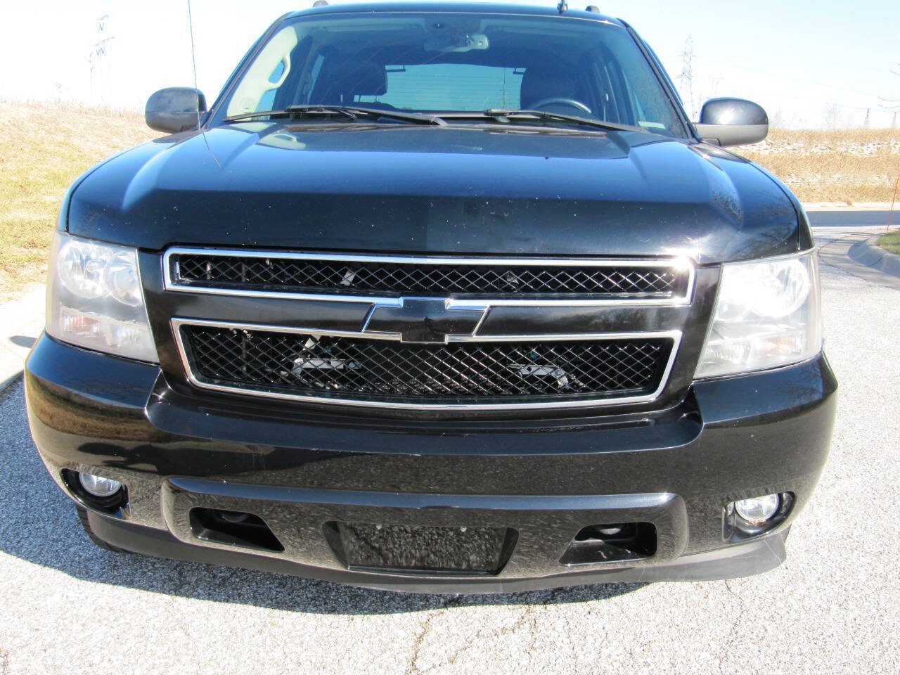 Used 2008 Chevrolet Avalanche LTZ w/ LTZ Preferred Equipment Group AWD/4WD image 7