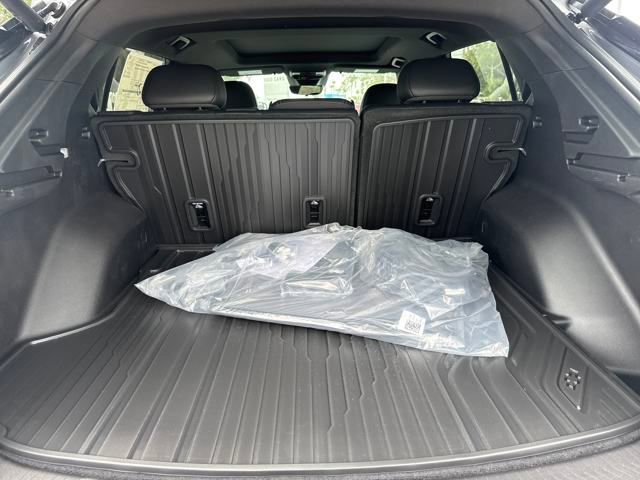 New 2025 Chevrolet Equinox EV RS w/ Active Safety Package 3 AWD/4WD image 10