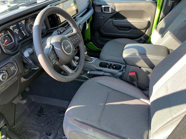 New 2025 Jeep Wrangler Rubicon w/ Safety Group image 19