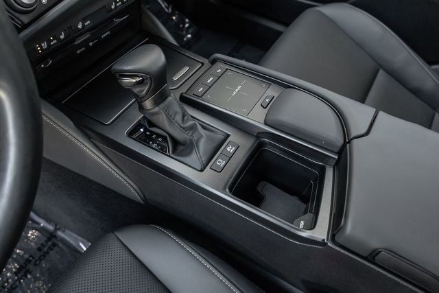 Used 2022 Lexus ES 300h w/ Premium Package image 9