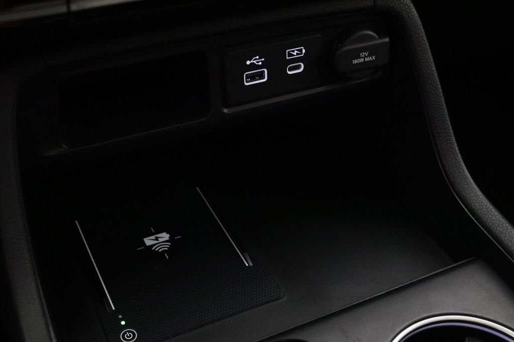 Used 2024 Honda Pilot Touring image 26