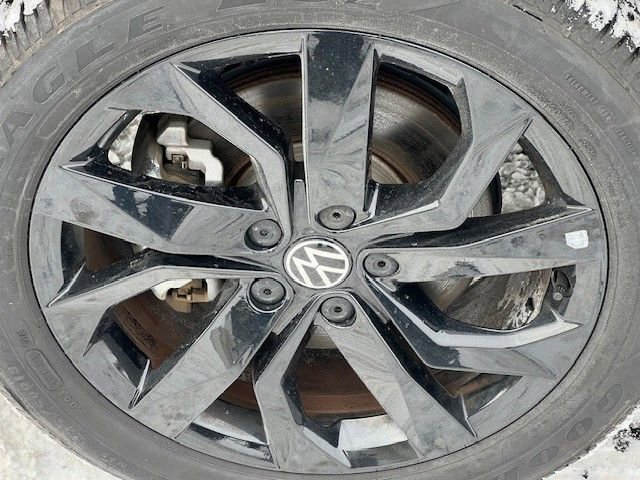 Used 2022 Volkswagen Taos SE image 10