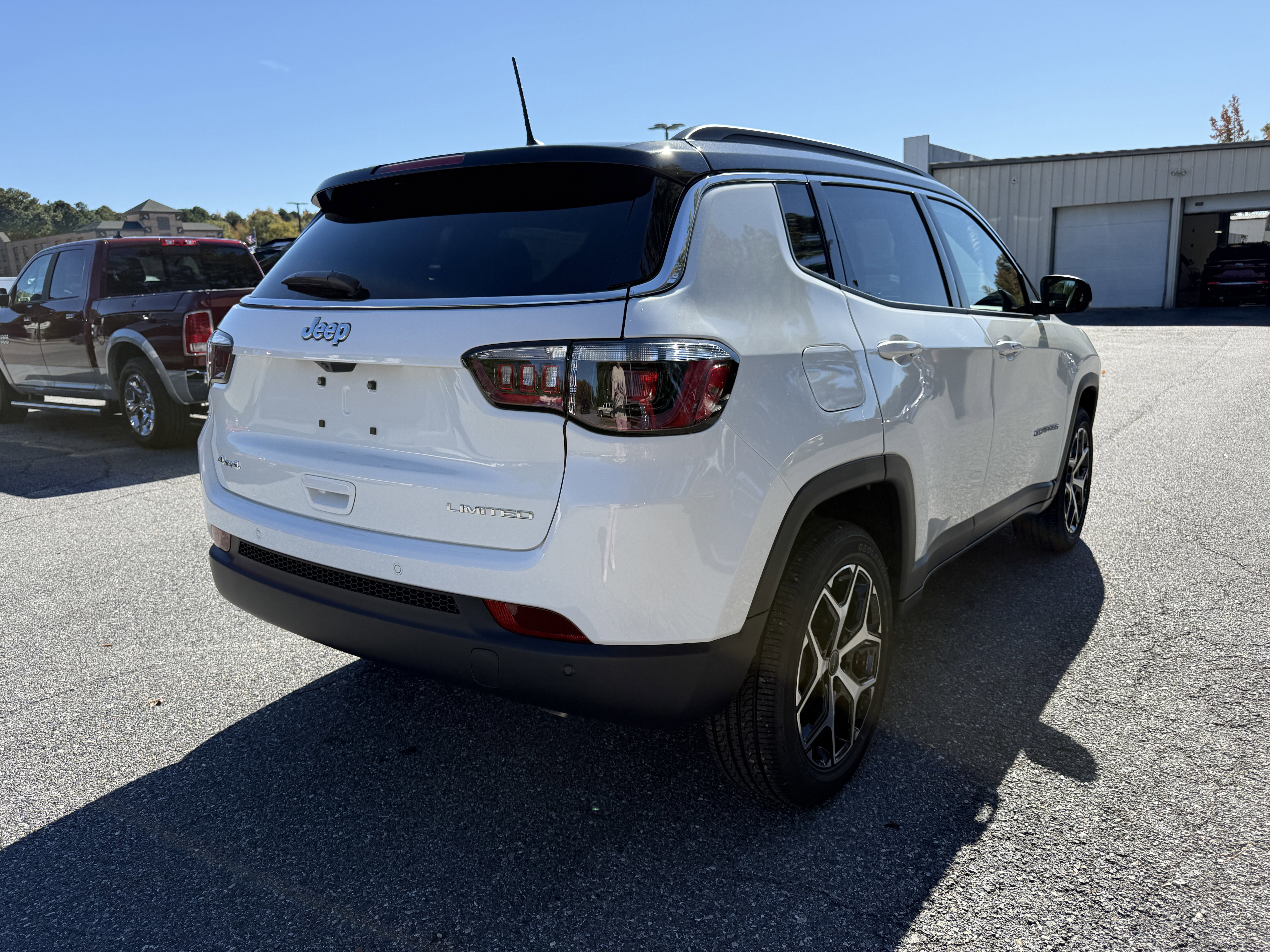 New 2026 Jeep Compass Limited image 8