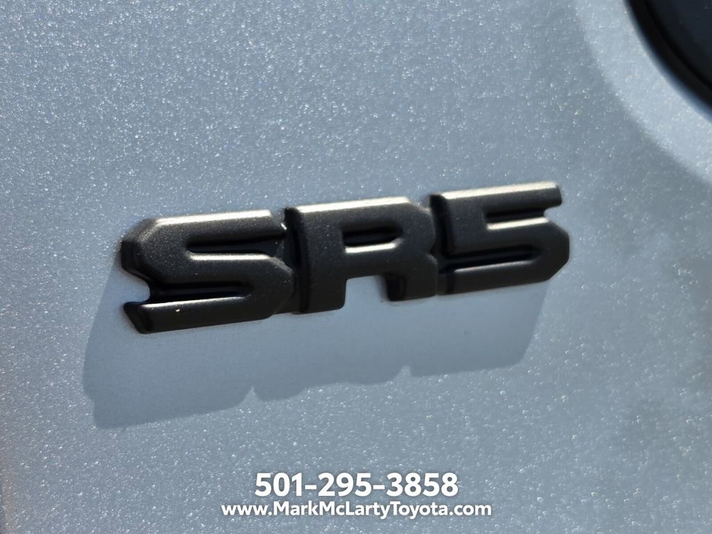 Used 2025 Toyota Tacoma SR5 AWD/4WD image 14