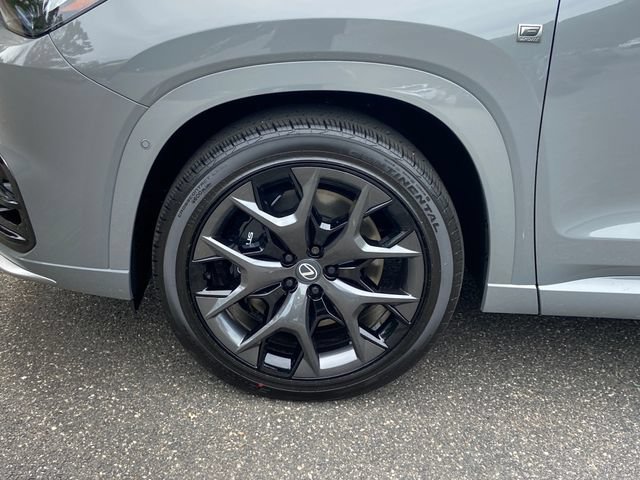 New 2026 Lexus TX 500h AWD w/ Technology Package image 8