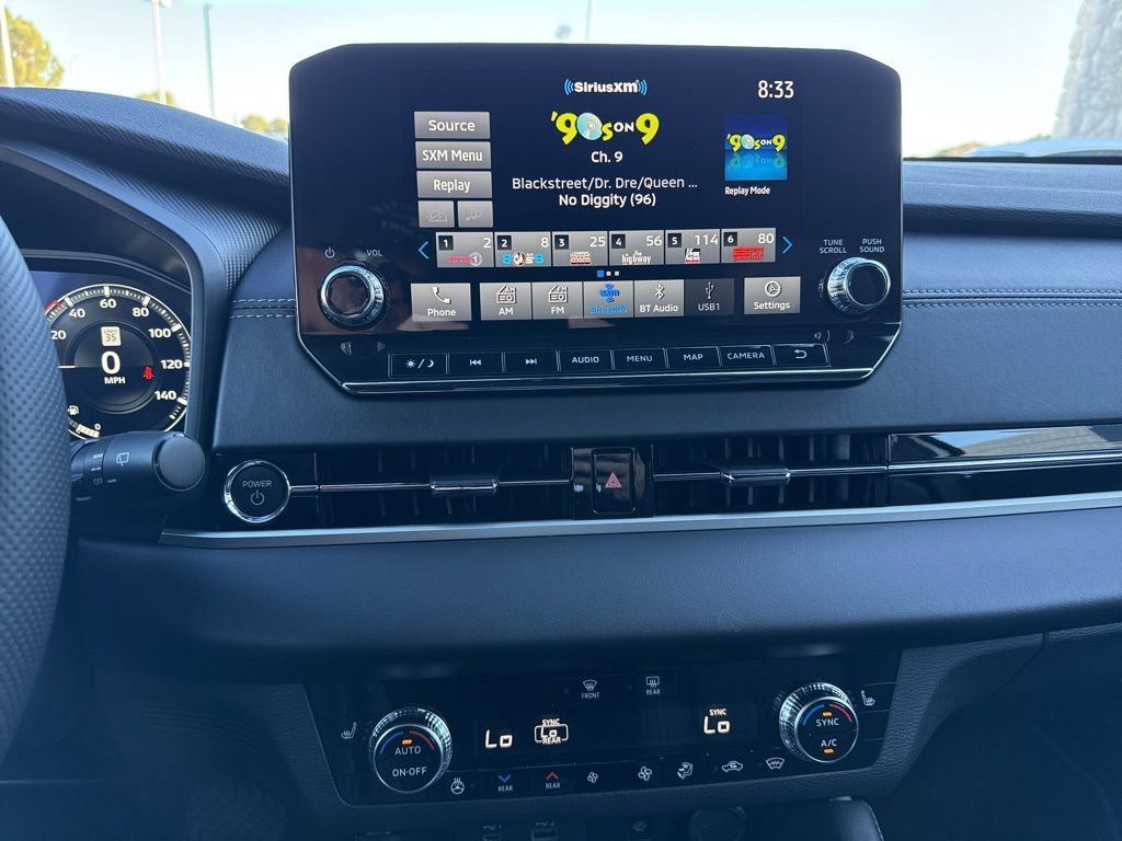 New 2025 Mitsubishi Outlander SEL Black Edition image 16