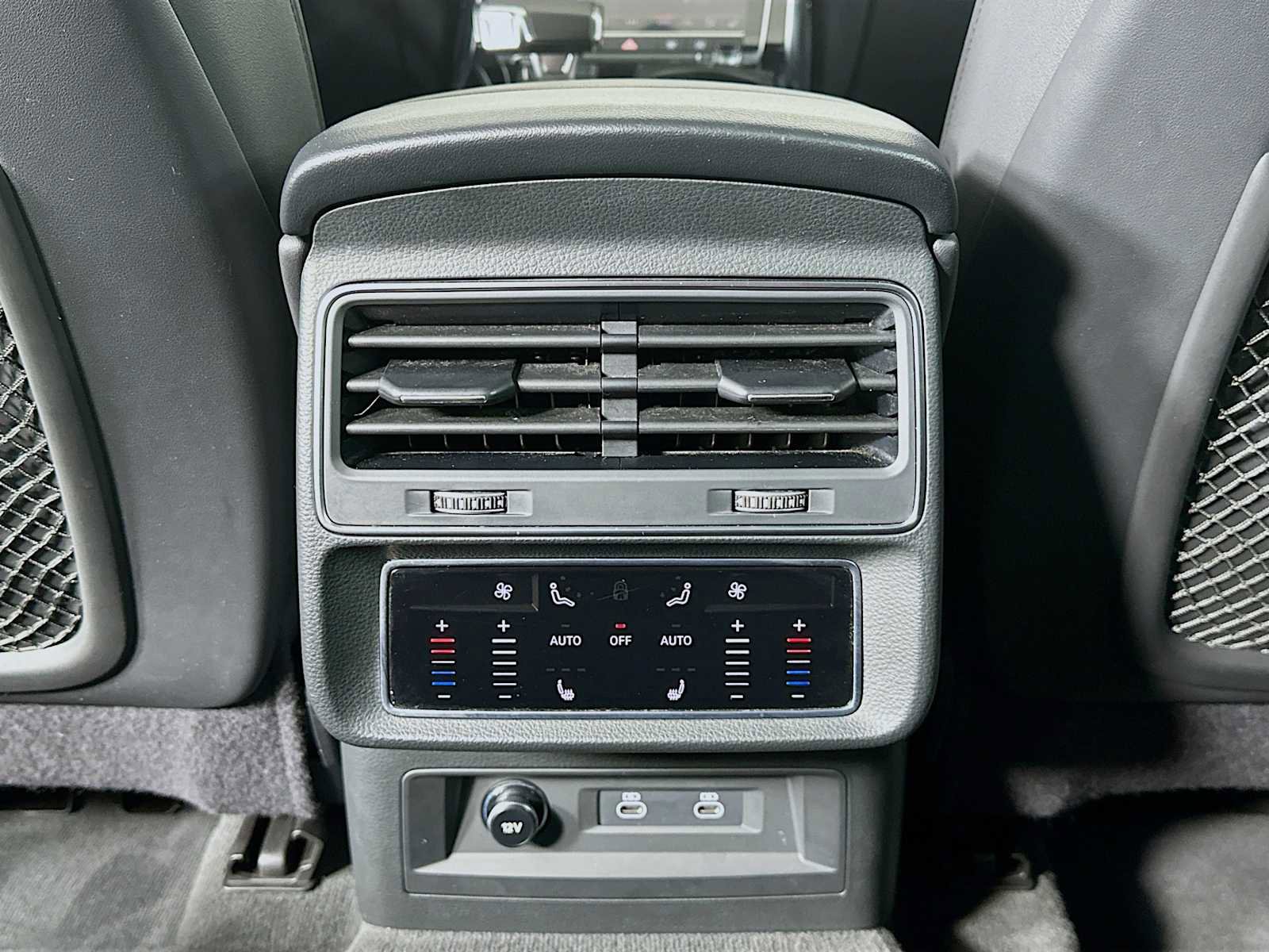 Certified 2023 Audi Q7 Premium Plus w/ Premium Plus Package image 24