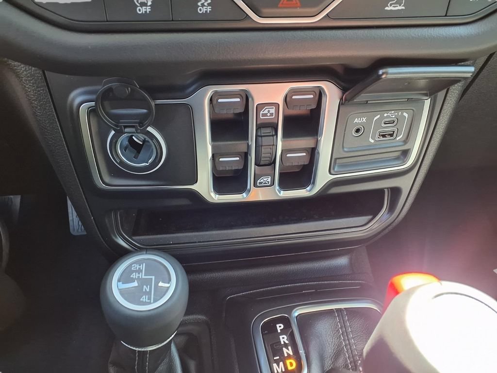 New 2026 Jeep Gladiator Sport AWD/4WD image 10