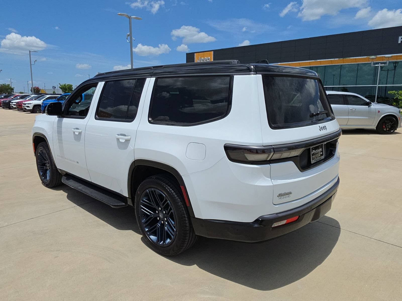 New 2026 Jeep Grand Wagoneer 4WD image 3