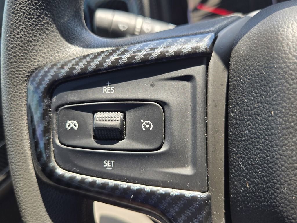 Used 2019 Chevrolet Silverado 1500 LT AWD/4WD image 22