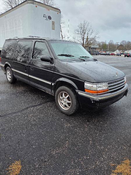 Used 1993 Plymouth Grand Voyager LE image 2